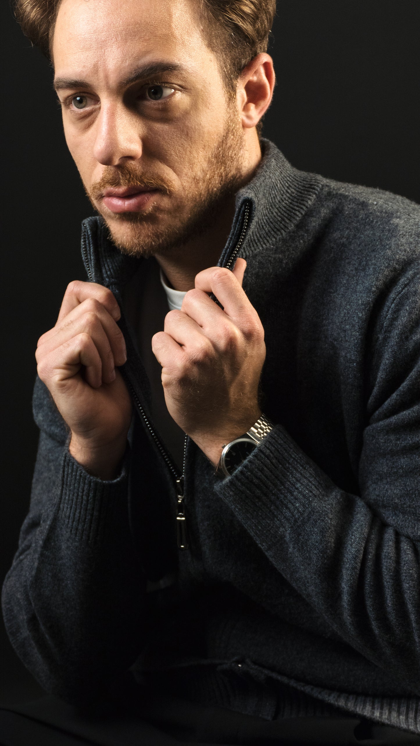 Wool Full-zip sweater (Dark Grey)